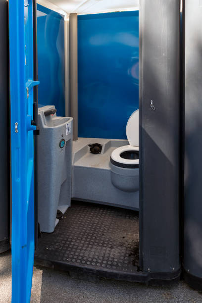 Affordable portable toilet rental in Russellville, AL